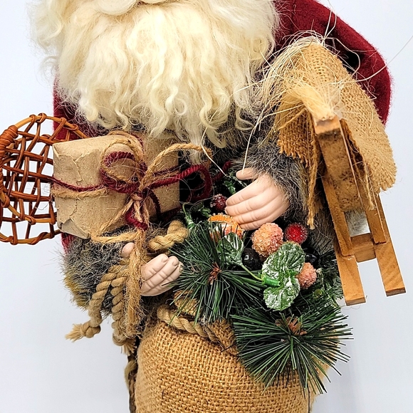 Vintage Santa Claus Figurine Riding In a Rustic Canoe w/ Presents - Picture 7 of 14